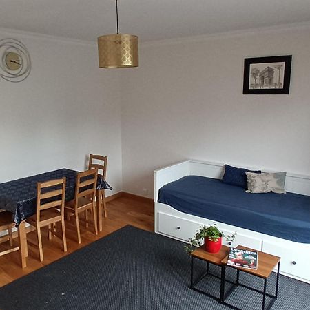 Appart A Versailles, 2 A 4 Pers, Avec Parking Exterior photo