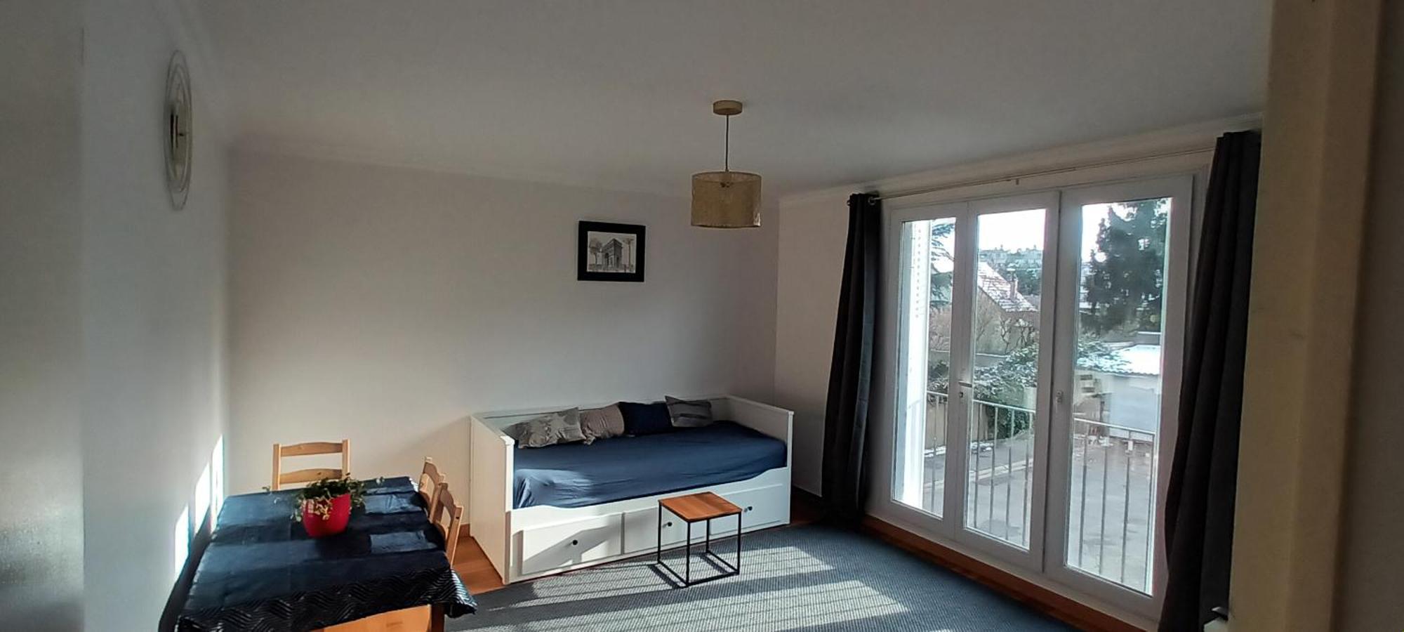 Appart A Versailles, 2 A 4 Pers, Avec Parking Exterior photo